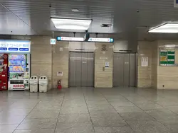 大阪府大阪市北区梅田の倉庫