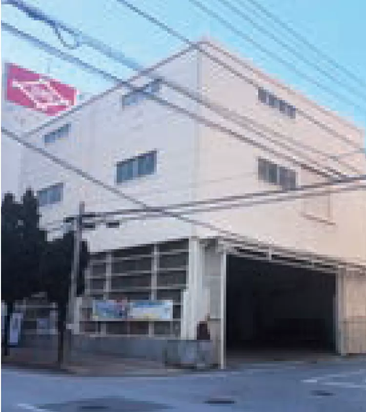 沖縄県那覇市西の倉庫
